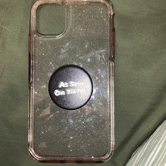 Phone cases - Picture 12 of 12